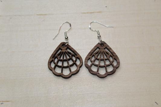 Scalloped Seashell Dangle Earrings