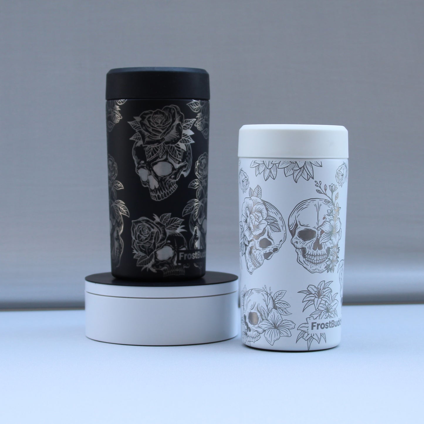 Skulls and Roses Frost Buddy Can Cooler Full Wrap Engrave