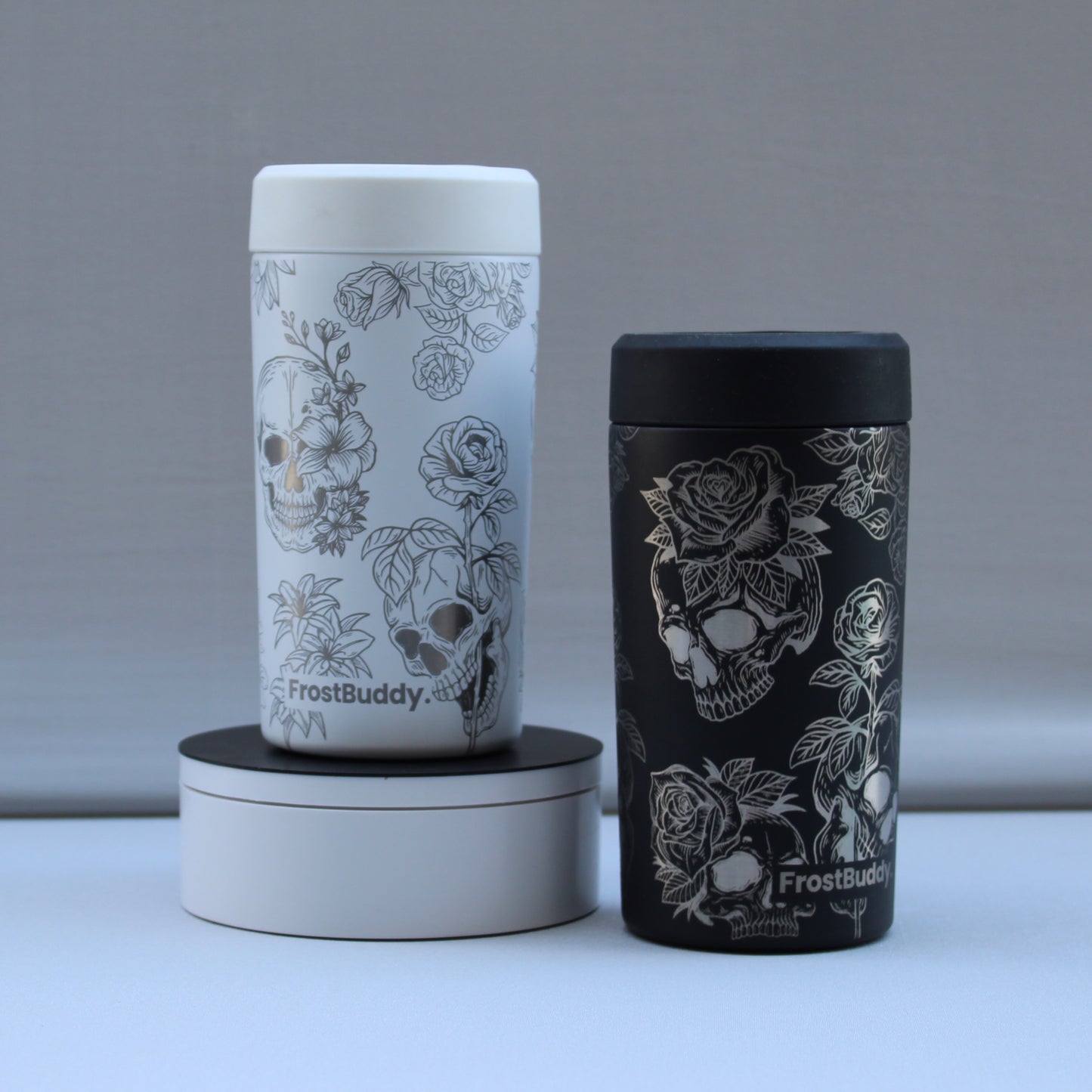 Skulls and Roses Frost Buddy Can Cooler Full Wrap Engrave