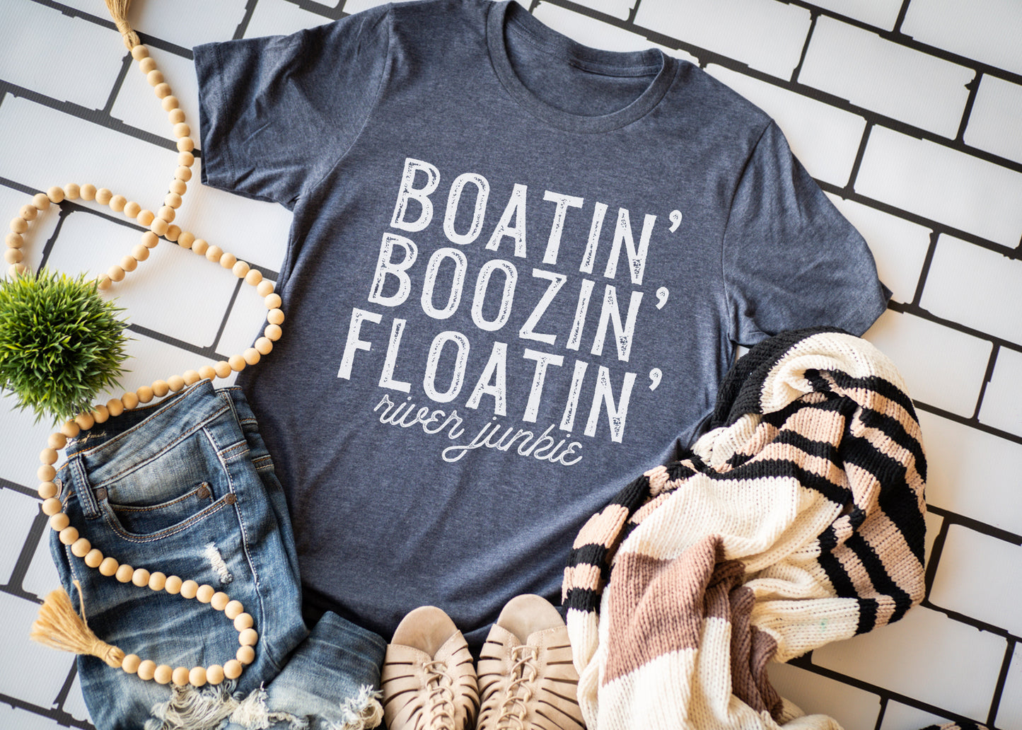 Boatin', Boozin', Floatin' River Junkie